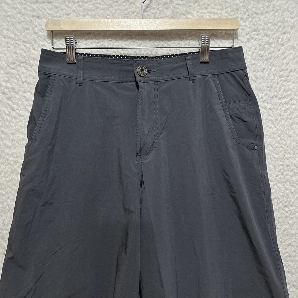 LULULEMON ATHLETICA‎ Men's Size 30 Gray Shorts Stretch Pockets Belt Loops Logo